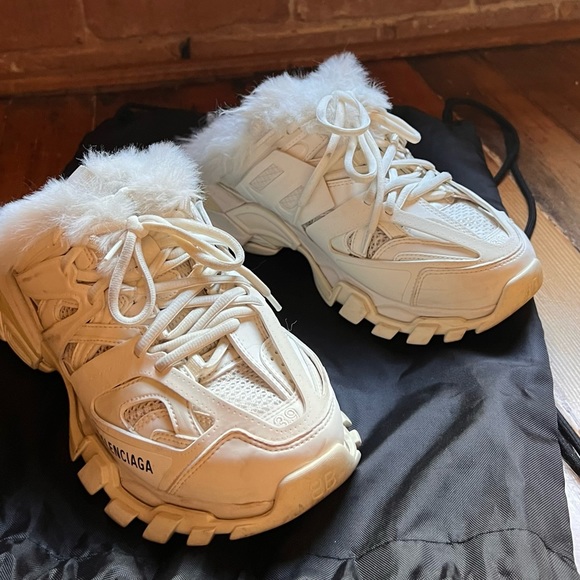 Balenciaga Fur Sneakers - Picture 5 of 10